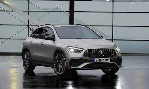 Crossover Mercedes-AMG GLA 45 2021 “nội công” 415 mã lực