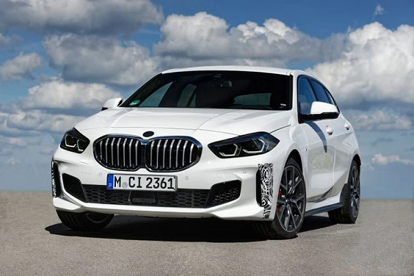 BMW 1 Series F40 nhá hàng bản 128ti, "đàn em” M135i xDrive
