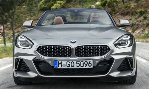 Soi chi tiết các biến thể của BMW Z4 Roadster 2019