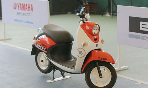 Xe máy điện Yamaha e-Vino giá hơn 40 triệu về VN?
