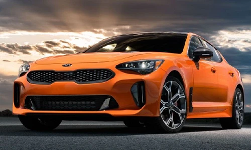 Kia Stinger 2021 nâng cấp động cơ, có thoát kiếp “xe cỏ”?
