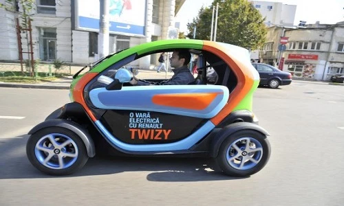 “Phải lòng” nét ngộ nghĩnh, độc đáo của xe điện Renault Twizy