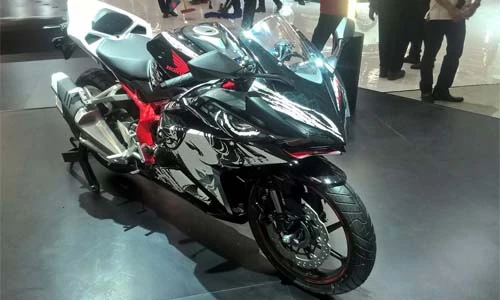 Honda CBR250RR 2017 bản đặc biệt giá 121 triệu đồng