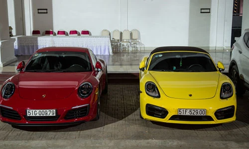 Dàn siêu xe, môtô tiền tỷ xuất hiện tại Sài Gòn