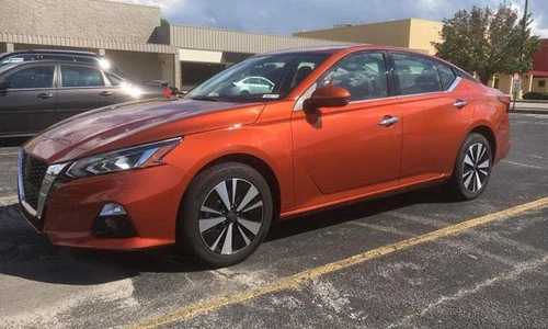 Xe Sedan Nissan Teana 2019 "lộ hàng" tại đại lý