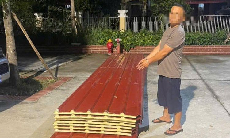 Đối tượng P.V.K và tang vật bị thu giữ. aa.jpg