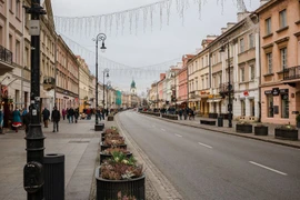 Khám phá cuộc sống yên bình ở thủ đô Ba Lan