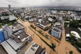 Hình ảnh ngập lụt nghiêm trọng ở Thái Lan