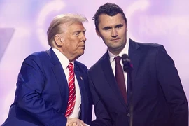 Diễn biến vụ xả súng khiến đồng minh của ông Trump tử vong