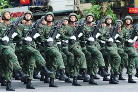 Mãn nhãn màn tổng duyệt diễu binh, diễu hành kỷ niệm 80 năm Quốc khánh