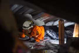 Sập trường ở Indonesia, hàng chục học sinh thương vong