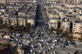 Hình ảnh người dân Syria sơ tán vì bạo lực ở Aleppo