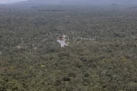 Rơi máy bay quân sự ở Venezuela, nhiều người thiệt mạng