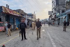 Đánh bom liều chết ở Pakistan, 14 người thiệt mạng