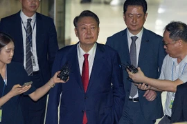 Tòa án phát lệnh bắt cựu Tổng thống Hàn Quốc Yoon Suk Yeol