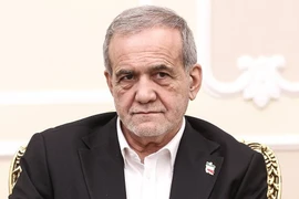 Iran tuyên bố trong 'cuộc chiến toàn diện' với Israel và phương Tây