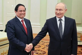 Thủ tướng Phạm Minh Chính hội kiến Tổng thống Nga Vladimir Putin