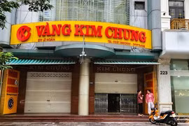 Nhiều tiệm vàng nổi tiếng ở Thanh Hóa đồng loạt đóng cửa, nghỉ bán hàng