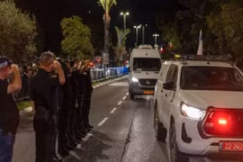 Israel nói Hamas trao trả nhầm thi thể con tin