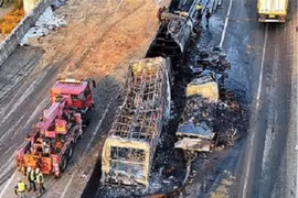 Tai nạn liên hoàn trên cao tốc ở Hàn Quốc, 6 người thương vong