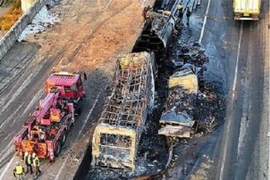 Tai nạn liên hoàn trên cao tốc ở Hàn Quốc, 6 người thương vong