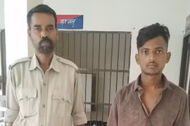 Phẫn nộ vụ hai bé gái bị bắt cóc, cưỡng bức trong rừng