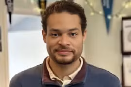 Thông tin mới về nghi phạm nổ súng tại nơi ông Trump dự tiệc