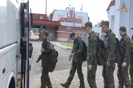 Nga và Ukraine trao đổi tù binh dưới 25 tuổi