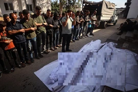 Israel nổ súng gần điểm viện trợ, hơn 110 người thương vong