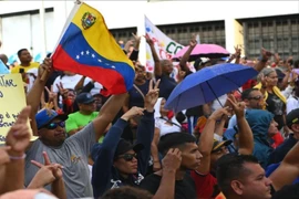 Biểu tình ở thủ đô Venezuela yêu cầu Mỹ thả Tổng thống Maduro