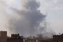 Israel không kích dữ dội thủ đô Yemen, nhiều người thiệt mạng