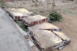 Sập tường trường học ở Ấn Độ, học sinh lớp 7 tử vong