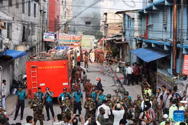 Toàn cảnh vụ cháy nhà máy ở Bangladesh, ít nhất 16 người chết