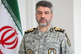 Iran dọa tấn công căn cứ quân sự và tàu sân bay của Mỹ