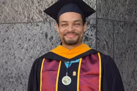 Hé lộ thư gửi người thân của kẻ nổ súng tiệc báo chí ở Mỹ