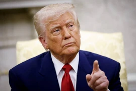 Tổng thống Trump cảnh báo Iran và Hamas