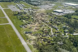 Toàn cảnh mưa bão tàn phá nước Mỹ khiến hàng chục người chết