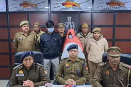 Phát hiện thi thể một phụ nữ trong vali giữa cánh đồng