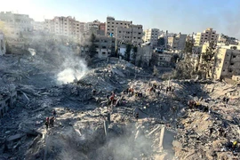 Israel tấn công thành phố Gaza, 25 người trong một gia đình thiệt mạng