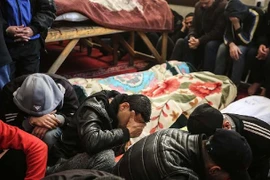Israel tấn công đám đông chờ nhận viện trợ, 70 người thiệt mạng