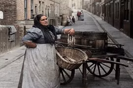 Loạt ảnh lịch sử ít người biết hé lộ cuộc sống thế giới