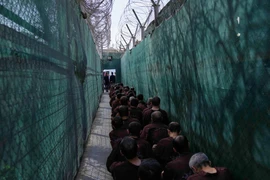 Bên trong nơi giam giữ tù nhân IS tại Iraq