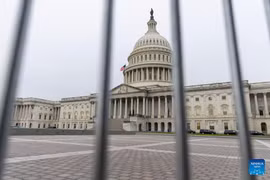 Ông Trump nói nhiều người sẽ bị sa thải nếu Chính phủ Mỹ đóng cửa