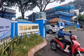 Trường Đại học Thủ Dầu Một (TPHCM) hoàn trả tiền học phí 2 năm cho sinh viên