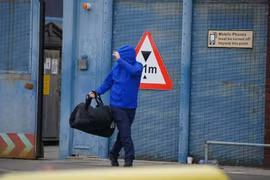 Nhà tù quá tải, Italy cân nhắc thả 10.000 tù nhân