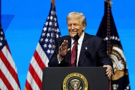 Ông Trump nói Mỹ có thể hợp tác với Nga-Trung về phi hạt nhân hóa