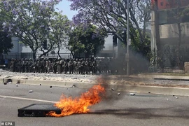 Tổng thống Trump điều 2.000 vệ binh đối phó biểu tình ở California