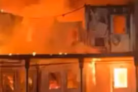 Afghanistan tố Pakistan không kích bệnh viện khiến 400 người thiệt mạng