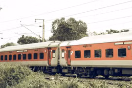 Rúng động vụ phát hiện thi thể bé trai trong nhà vệ sinh trên tàu