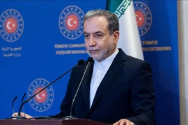 Iran cảnh báo Châu Âu "mất tất cả" nếu khôi phục trừng phạt Tehran